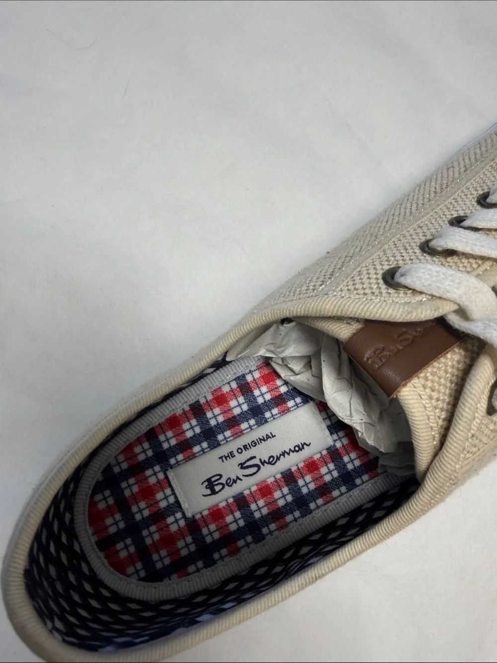 Ben Sherman Men's Beige Canvas Sneakers with White Trim NWOT